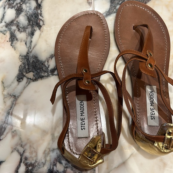 Steve Madden Sandals - Picture 7 of 9